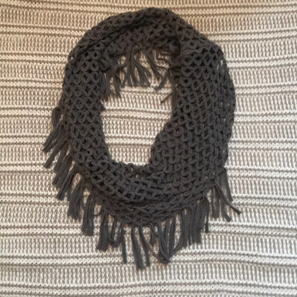Knit tassel scarf
